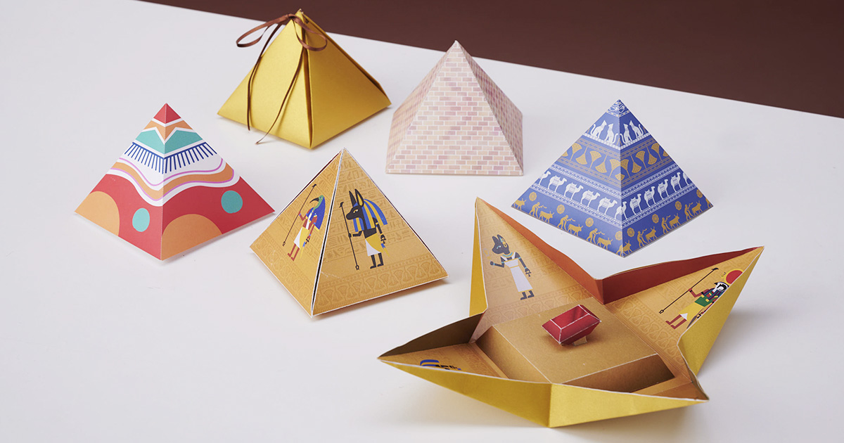 格安お得逸品！手作りボール紙のピラミッド3個セットピラミッドパワームーオカルトアウトサイダーアート 置物、オブジェ